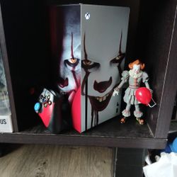 Like New Xbox Series X w/MLB 25