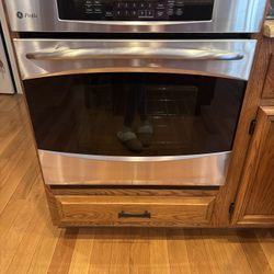GE 30” Wall Oven