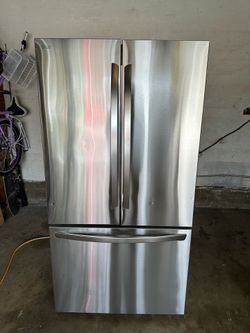 LG Counter Depth Refrigerator – Like New (1 Year Old) + 4-Year Warranty