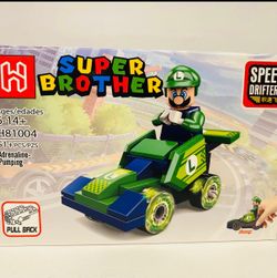 Super Mario Kart Luigi Car and Minifigure Nintendo Building Block Kit
