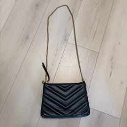 Crossbody purse