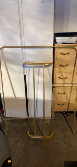 Gold clothes rack