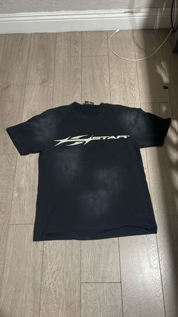 Hellstar shirt size small runs a little big