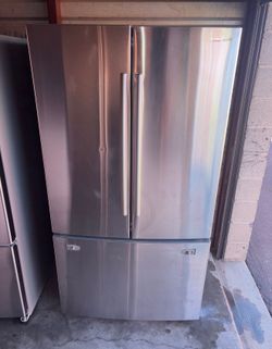 Samsung Stainless Steel Refrigerator And Freezer