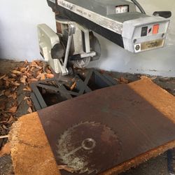 2.25 HP Black & Decker Table Saw