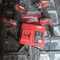 Skil drills 2 and charger no batteries 
