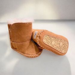 baby Uggs size1 (No box)
