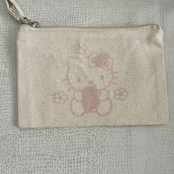 Small Pouch 