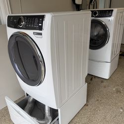 Washer and Gas Dryer