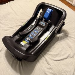 Nuna Pipa Car Seat Base - $40 OBO 