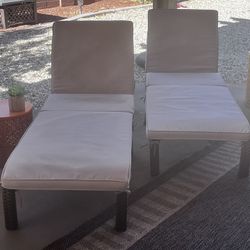 Wicker Lounge Chairs - Outdoor