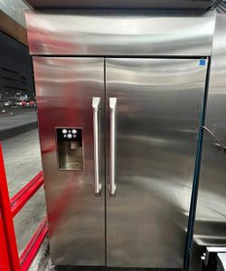 GE MONOGRAM 48" STAINLESS BUILT-IN FRENCH DOOR REFRIGERATOR WITH ICE AND WATER DISPENSER/ 2 YEAR WARRANTY 