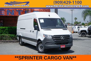2024 Mercedes-Benz Sprinter 2500
