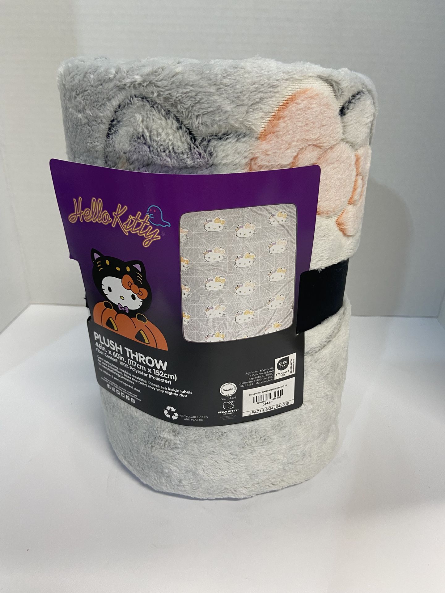 Brand New Hello Kitty Halloween Plush Throw Blanket For Sale $25 OBO. 