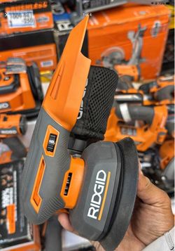 Ridgid 18v cordless subcompact brushless random orbit sander tool only