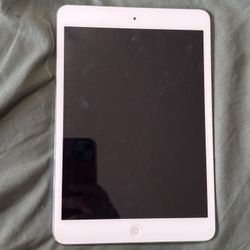 iPad Mini- 1st generation- Model A1432 / **PARTS/READ DESCRIPTION **