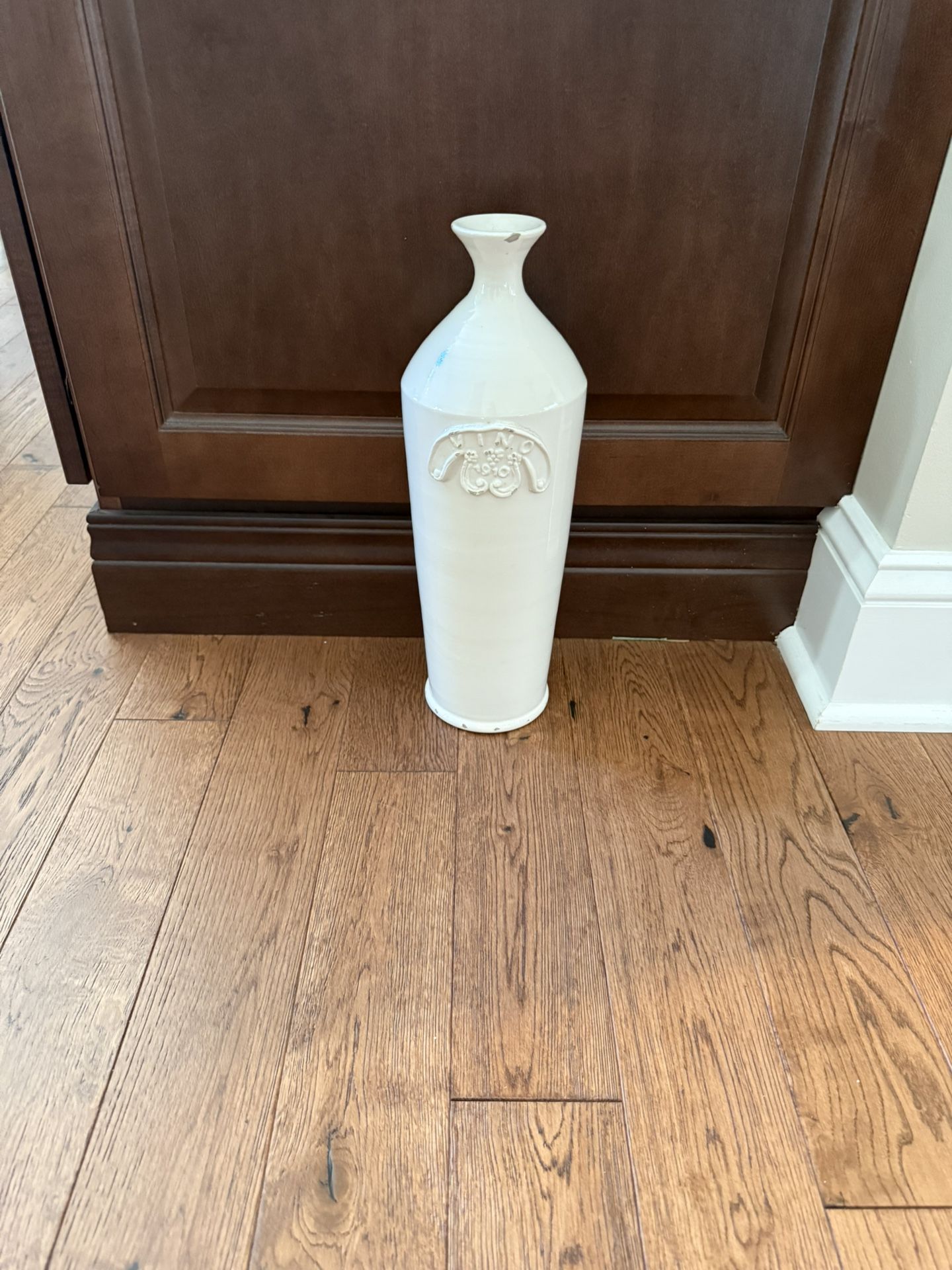 Vino Ceramic Glass  Decorative Bottle