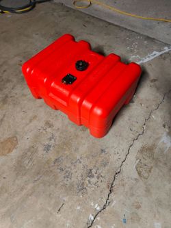 Portable Marine Fuel Tank Red Plastic