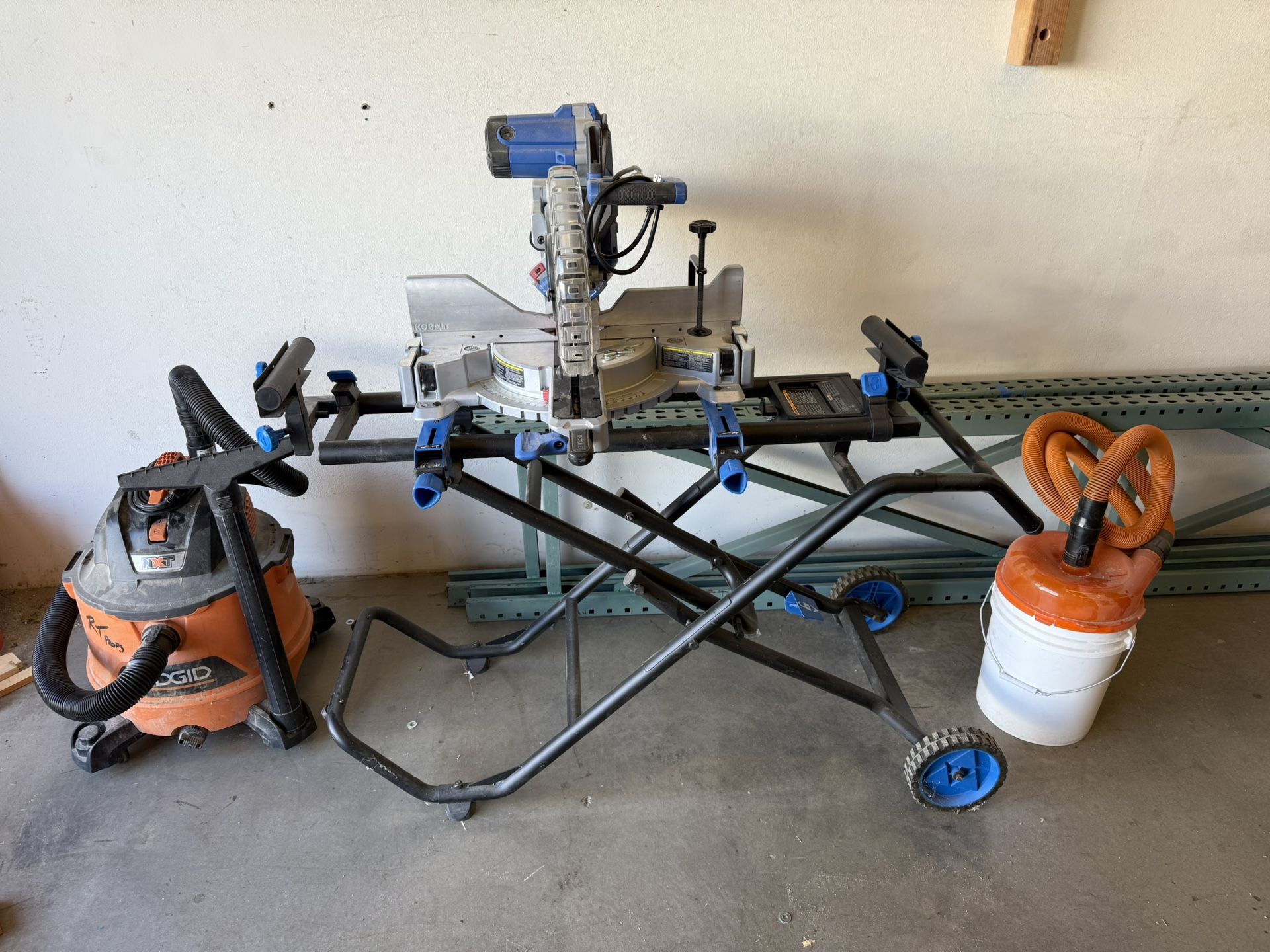 Miter Saw w/ Stand and Dust Collector