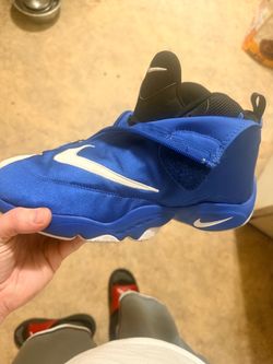 The glove men’s 13