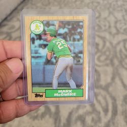 Mark McGwire Topps Rookie Baseball Card 