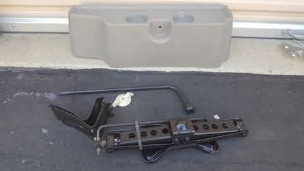 S10 Sonoma jack assembly, never used