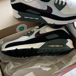New Nike Air Max 90 PRM SZ: 10