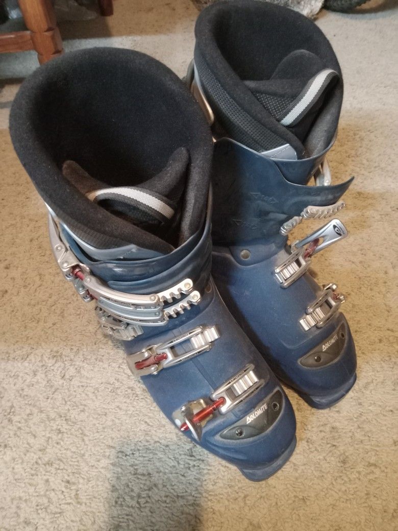 Dolomite Brand Ski Boots Sz 10.5 