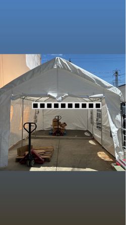 Carpas todas cerradas con ventanas  10x 20 y 20 x 20 y 20 x 30 y 20 x 40 fr.