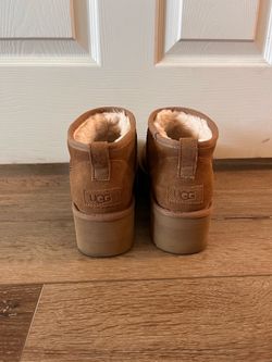 UGG Classic Ultra Mini Platform 7.5