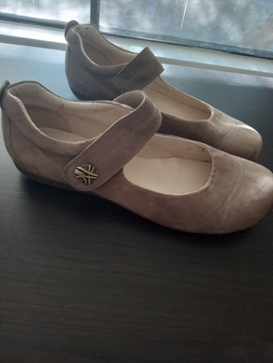 Women's Mary Jane Leather Flats -11