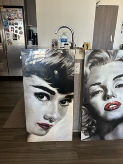 Huge Frame Marilyn Monroe And Audrey Hepburn Frames Wall