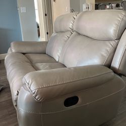 Haverty Recliner Power Sofa And Matching Gliding Rocker Love Seat