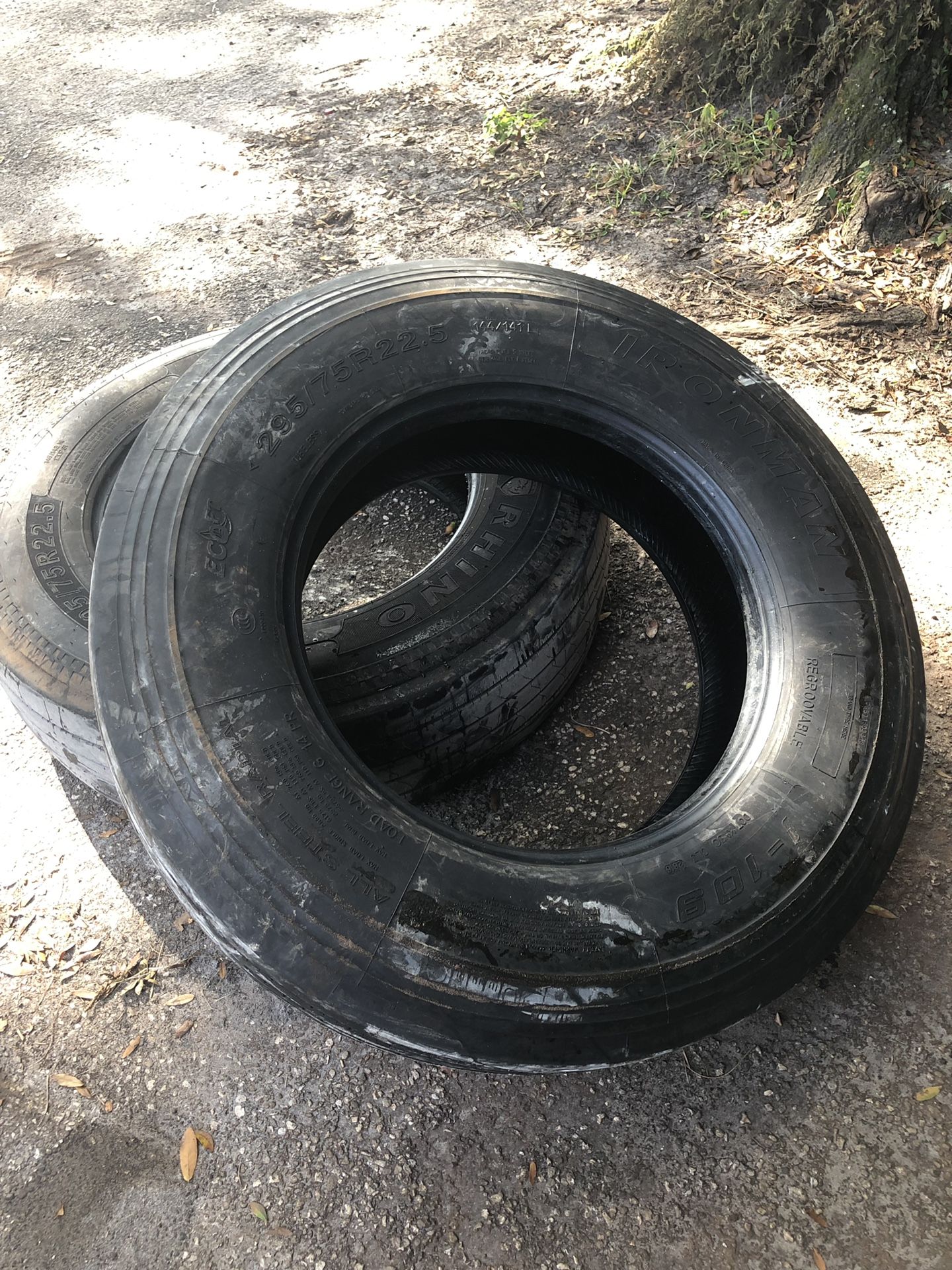 Used Truck Tires 295/75R22.5