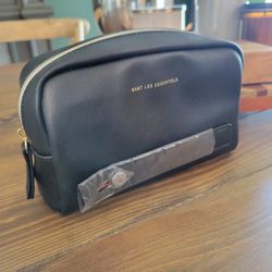 Want Les Essentials Makeup Bag - New