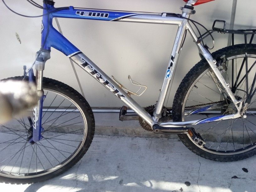 Trek 4300 MTB Size L