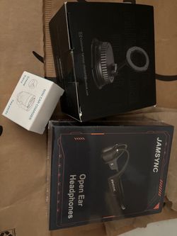 ššš 3-Piece Tech & Car Accessory Bundle - Open-Ear Headphones, Car Mount & 2x Chargers