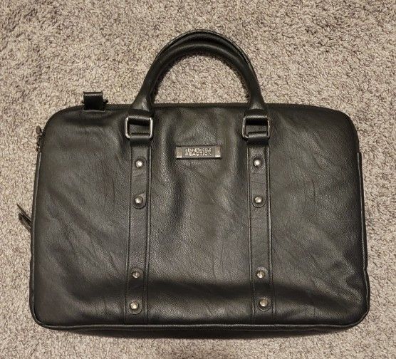 Kenneth Cole Reaction Slim Laptop Or Messenger Bag/Purse (Black)