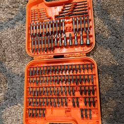 Rigid Brand Power Driver & Drill Bit Set 124 Pieces 