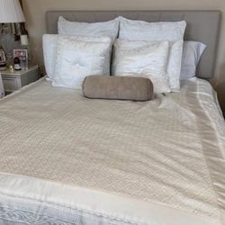 Queen Lift Up Storage Bed With Mattress 