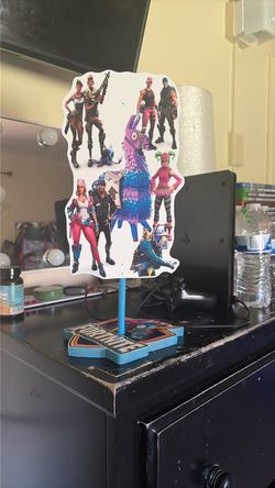 Fornite center pieces
