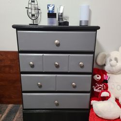 Cabinet/dresser Price NEGOTIABLE 