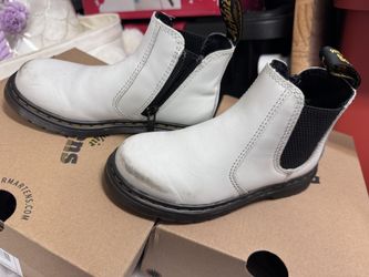 Girls Dr.Martens Size 11