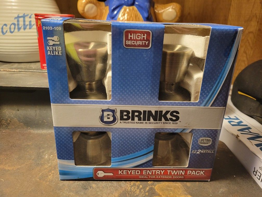 Brinks Keyed Entry Twin Pack