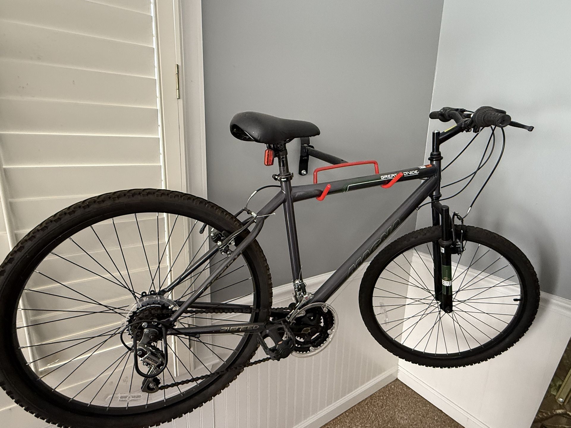 Magna Great Divide 26” Bike - 21 Speed