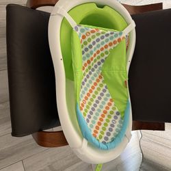 Baby tub. Fisher Price