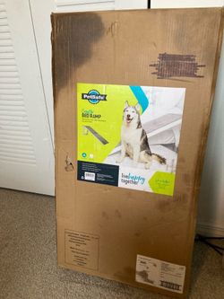 NIB PetSade CozyUp Wooden Bed Ramp ( White finish ) - Brand New/ Sealed