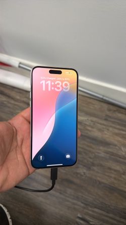 AT&T iPhone 15 plus pink 128GB great shape
