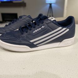 Adidas Shoes (men, size 11)