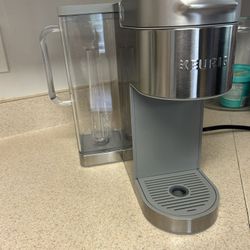 BRAND NEW KEURIG K Supreme